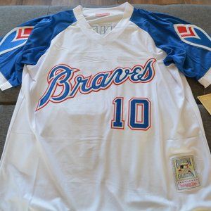 Brand New Chipper Jones #10 Atlanta Braves Jersey Size Large Men's